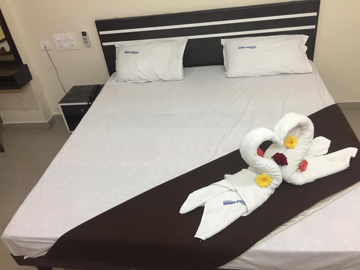 Hotel Nithin Krishna Tirupati Luaran gambar