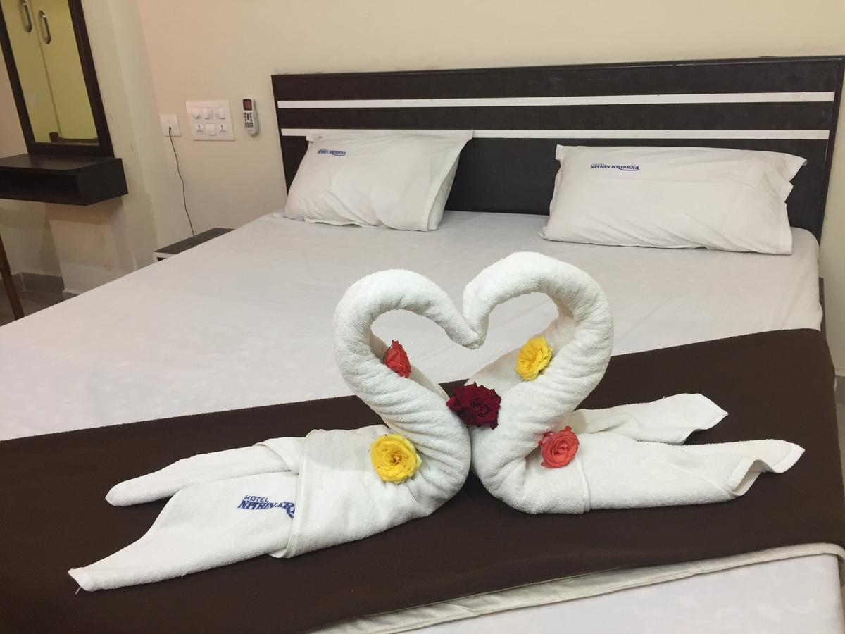 Hotel Nithin Krishna Tirupati Luaran gambar